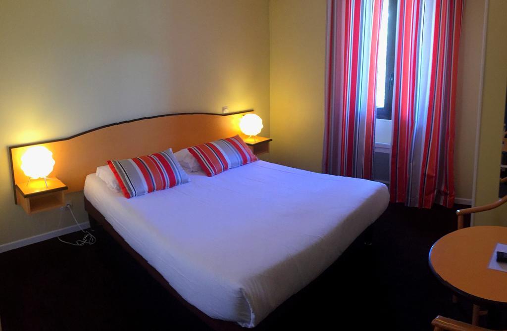 Arc En Ciel Hotel 2*